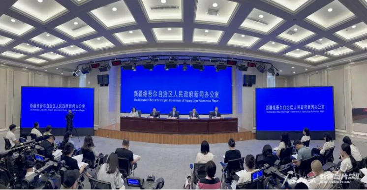 加快实施“旅游兴州”战略 推动伊犁文旅产业高质量发展——“新疆推动高质量发展”系列主题新闻发布会(第7场)举行_政务动态_伊犁哈萨克自治州人民政府