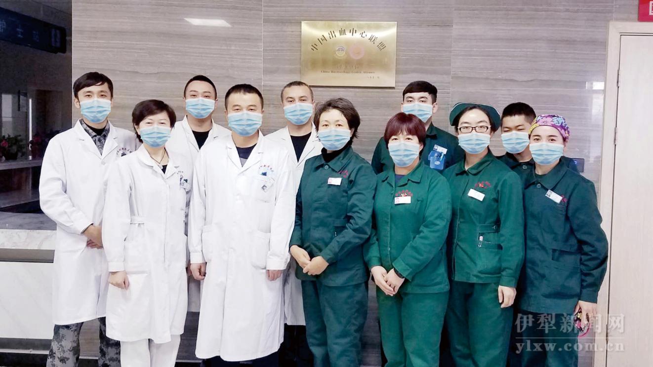 一台特殊的手术一场温暖的救治伊犁州新华医院用高超医术守护患者生命